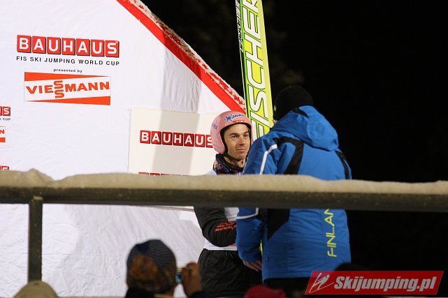 086 Michael Neumayer
